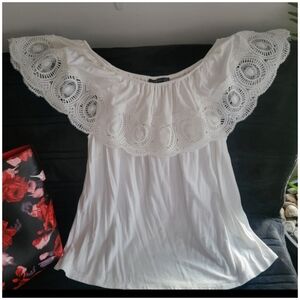 Adrienne Vittadini White Lace Off-Shoulder Blouse